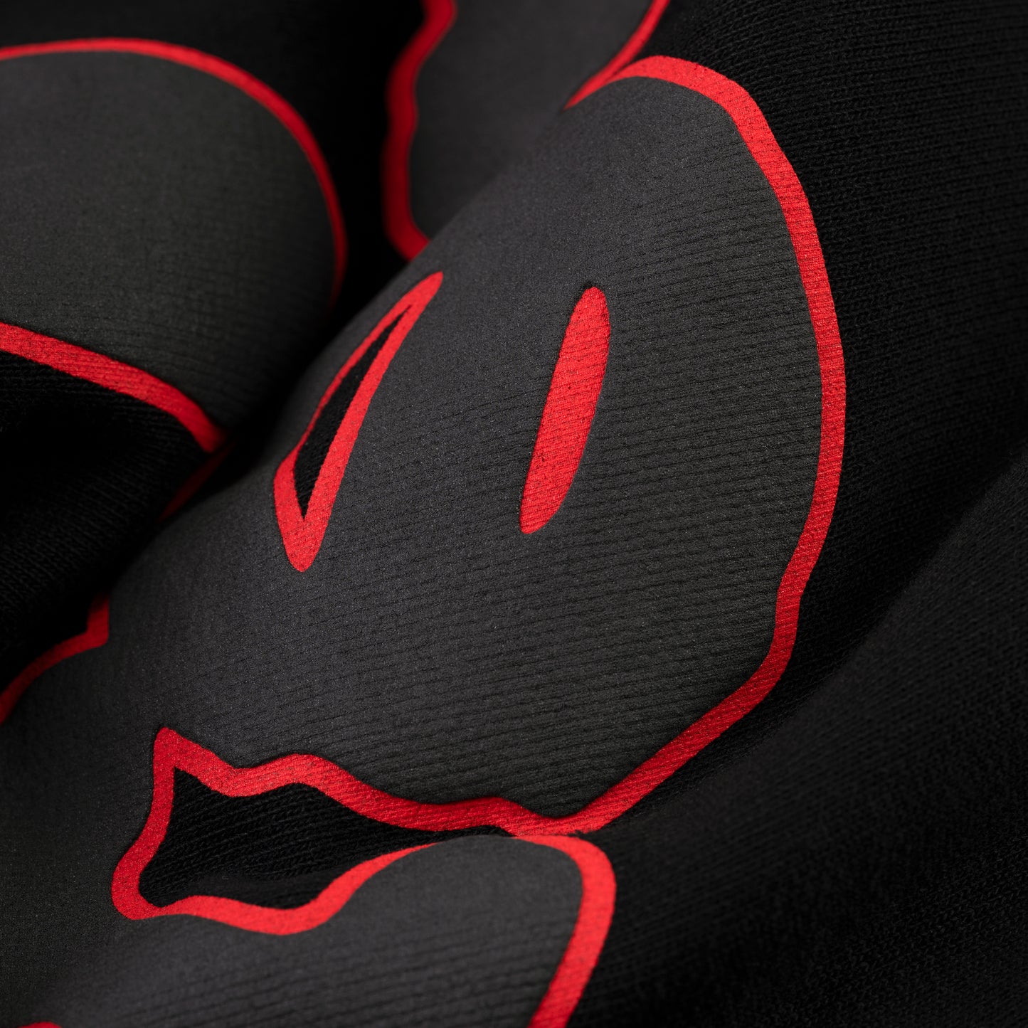 BLACK BELUGA OUTLINE HOODIE