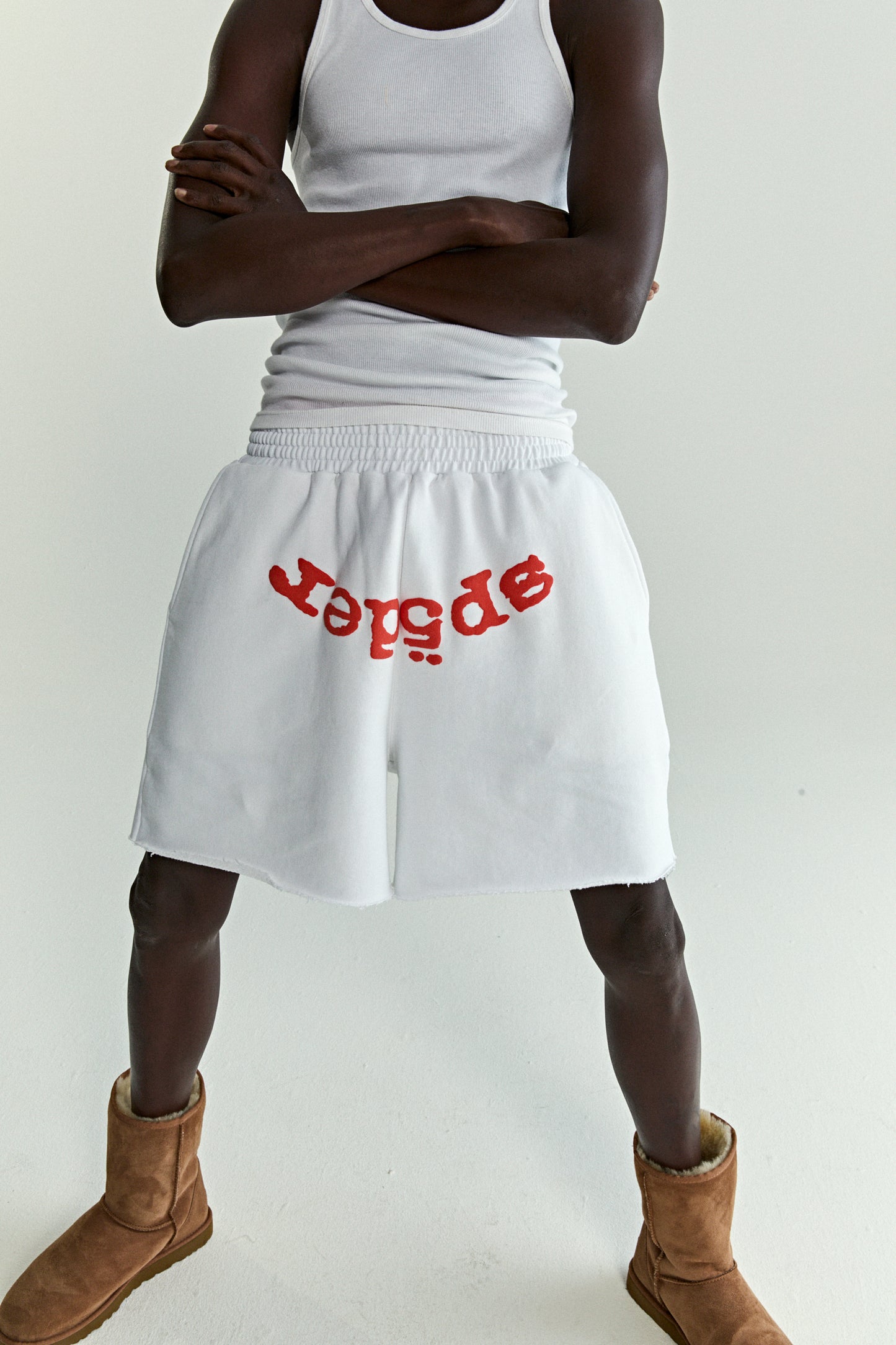 WHITE OG WEB V2 SWEATSHORT ON MODEL