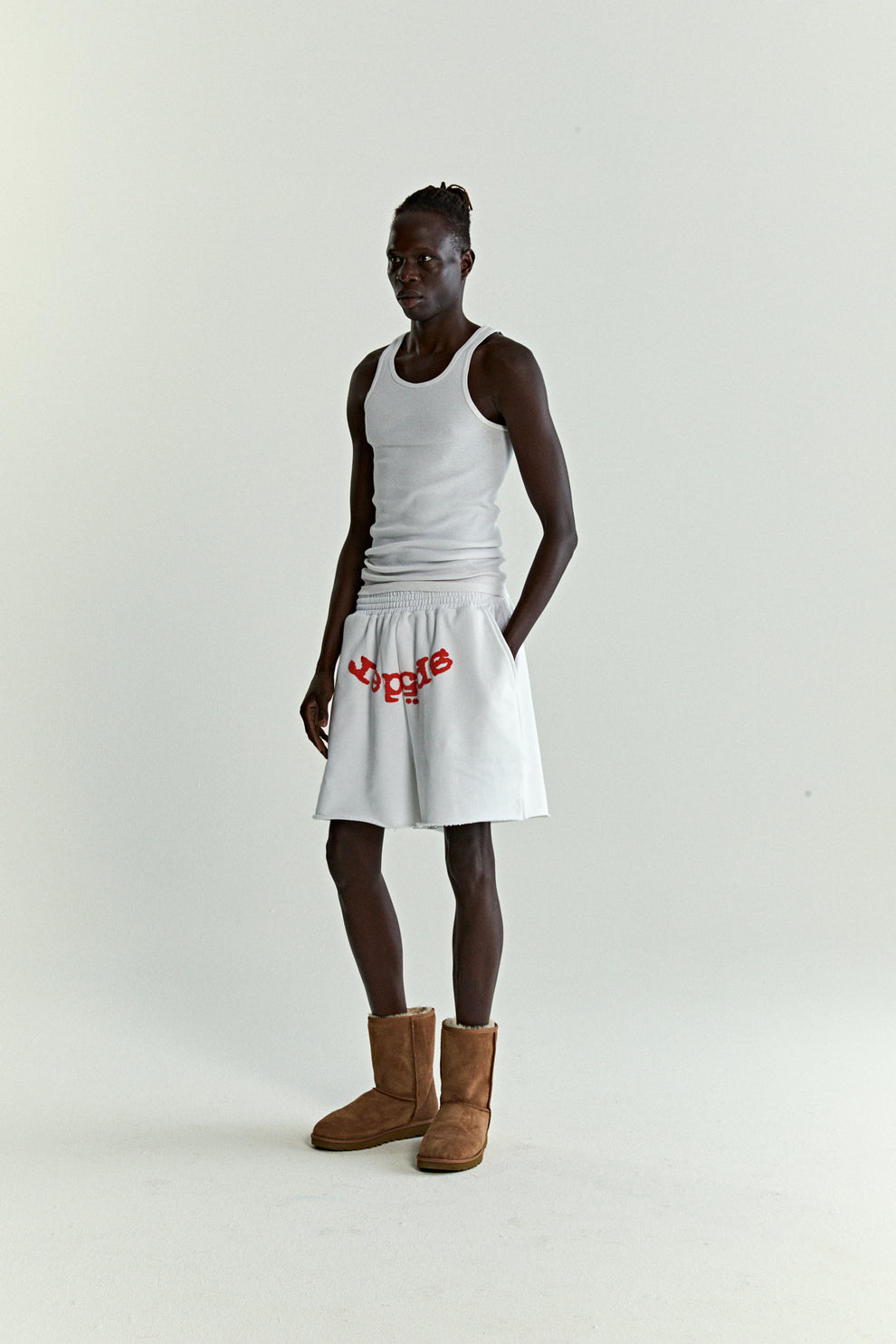 WHITE OG WEB V2 SWEATSHORT ON MODEL