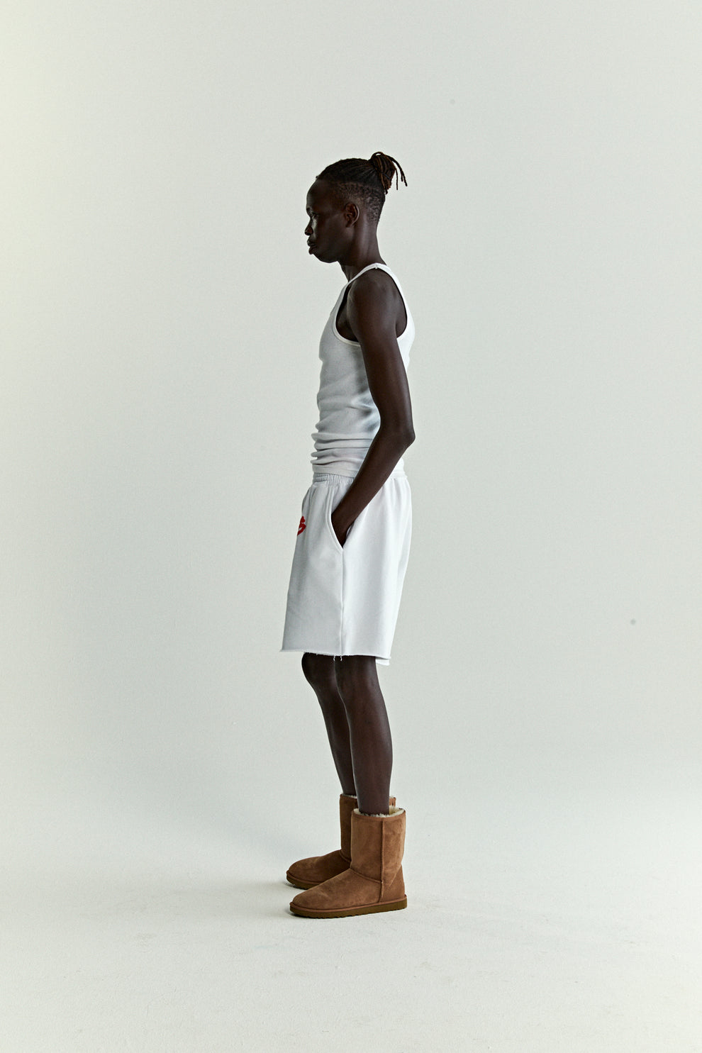 WHITE OG WEB V2 SWEATSHORT ON MODEL