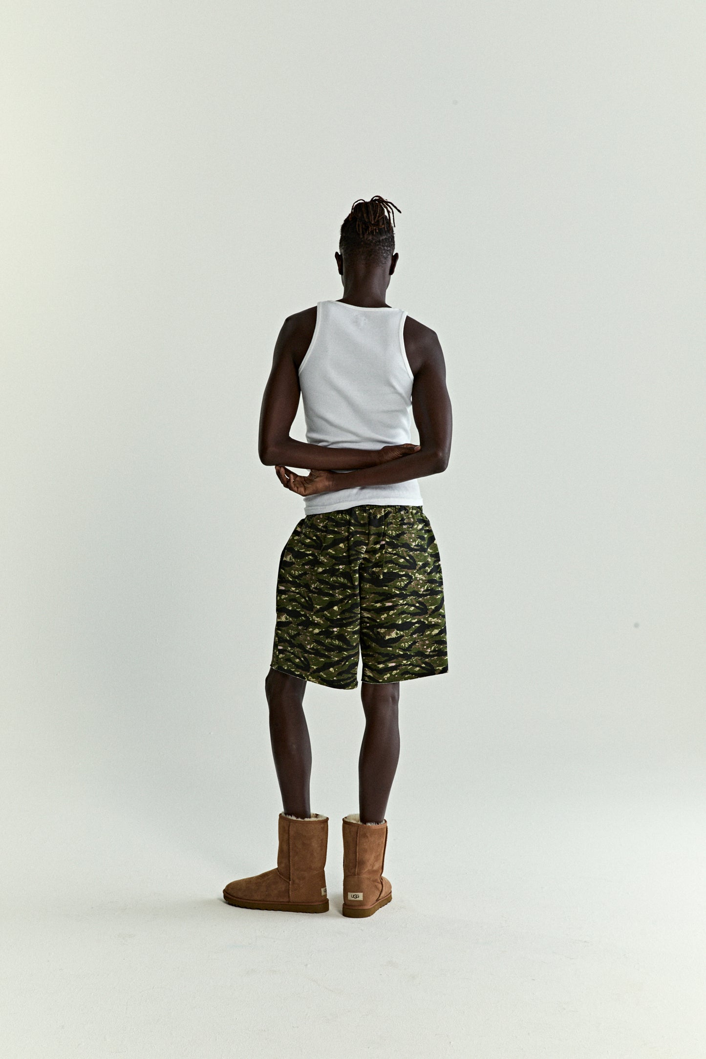 OG WEB V2 TIGER CAMO SWEATSHORT ON MODEL