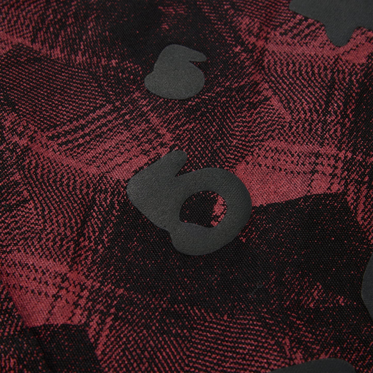 BELUGA PLAID TOTE