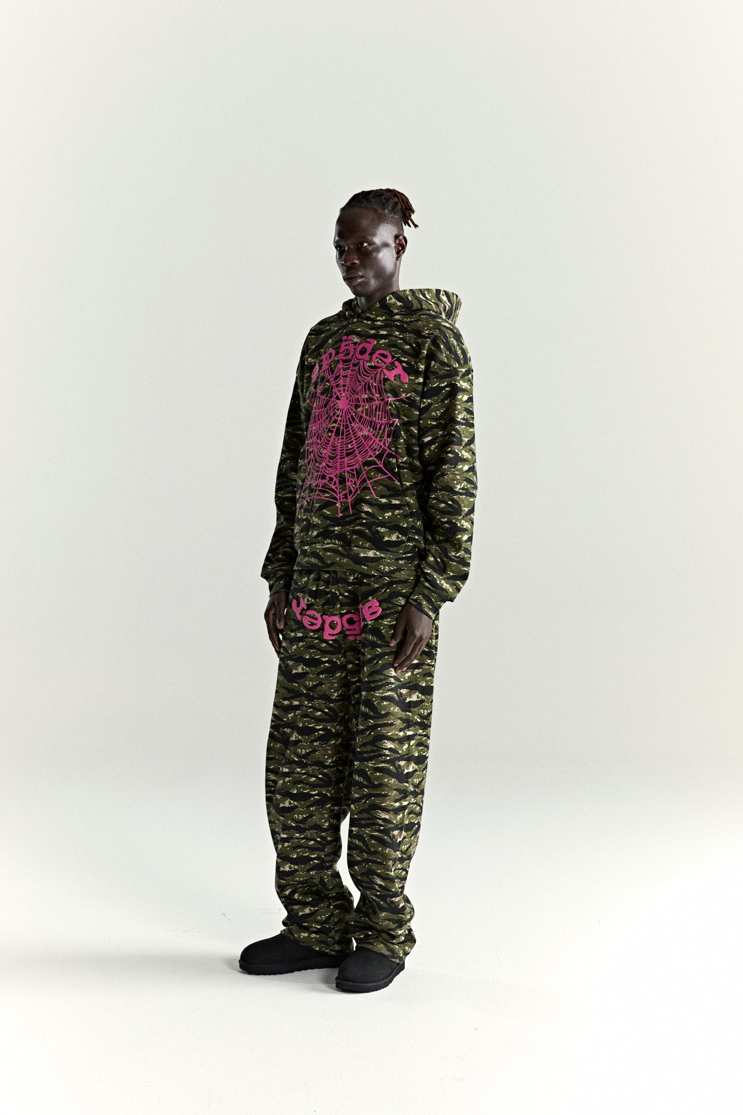 OG WEB V2 TIGER CAMO HOODIE ON MODEL