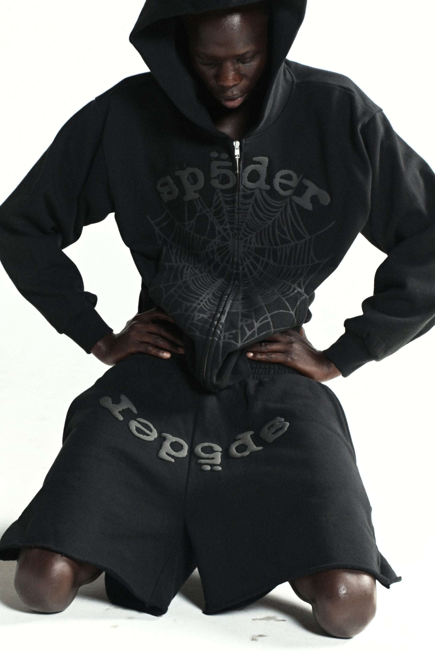 BLACK OG WEB V2 PHANTOM ZIP UP ON MODEL
