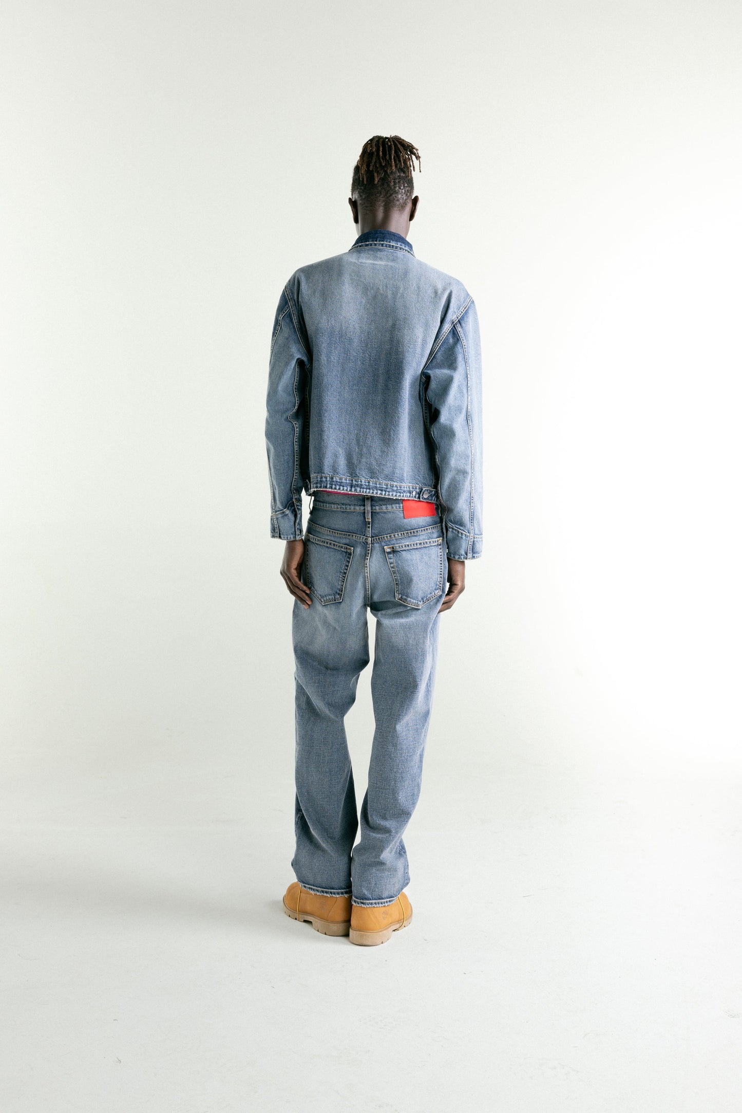 LIGHT BLUE WASH DENIM WORK JACKET ON MODEL