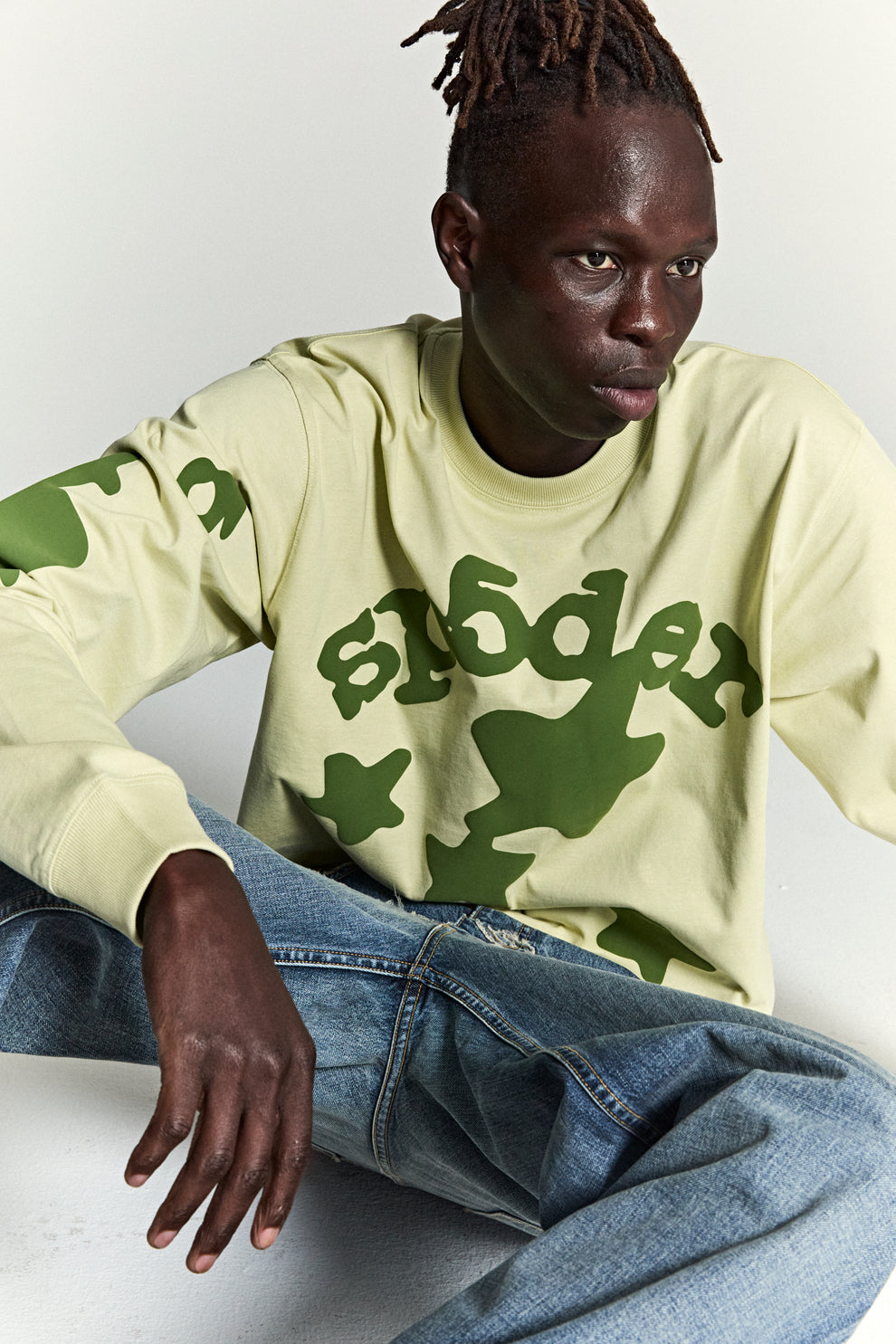 TAN BELUGA LONGSLEEVE ON MODEL