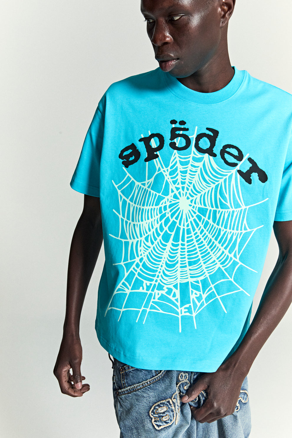 CYAN OG WEB V2 TEE ON MODEL