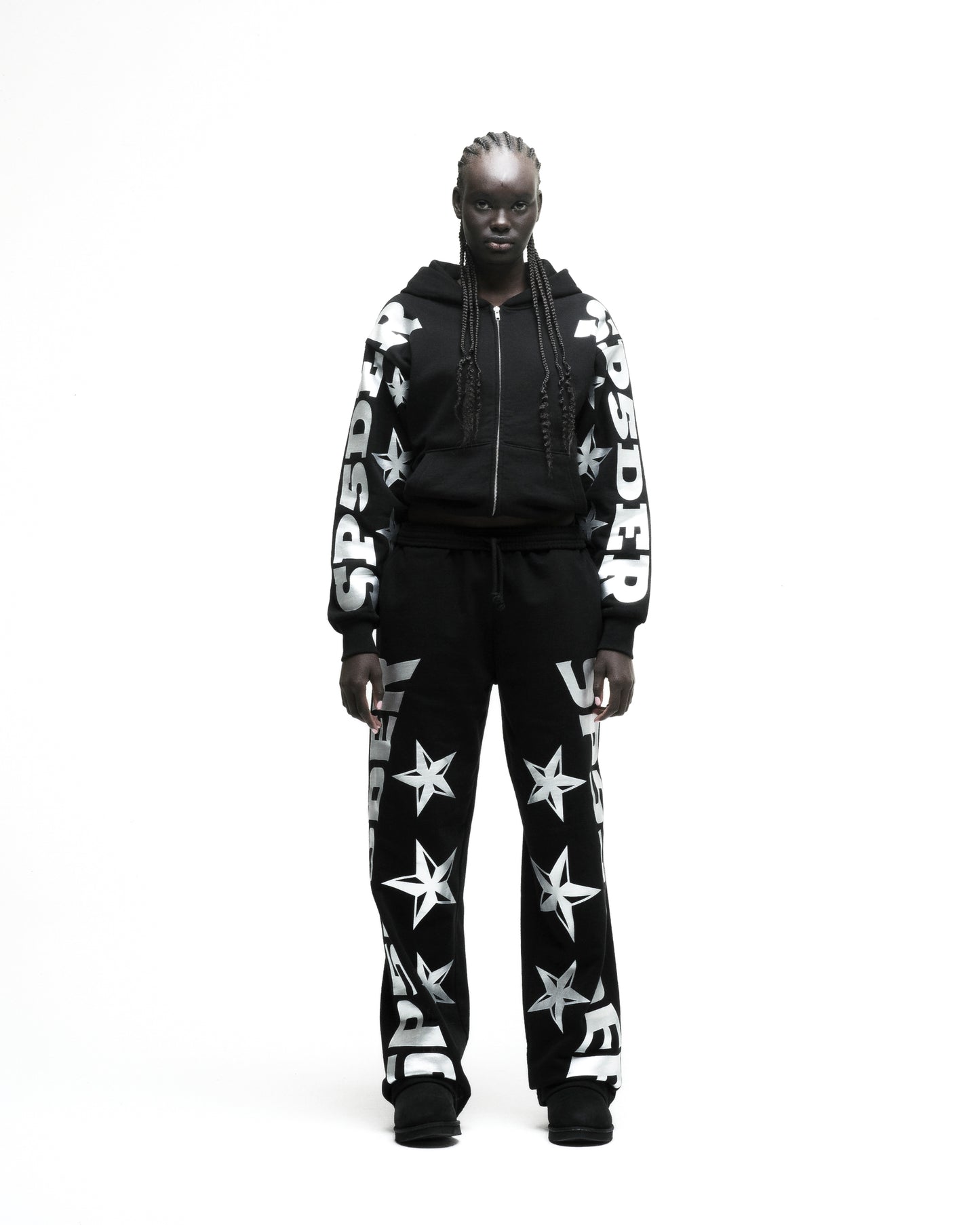 MX555 SWEATPANT ON MODEL