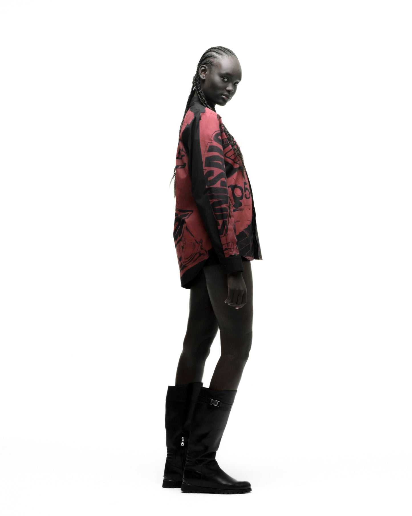 LAP 5 BUTTON UP SHIRT ON MODEL