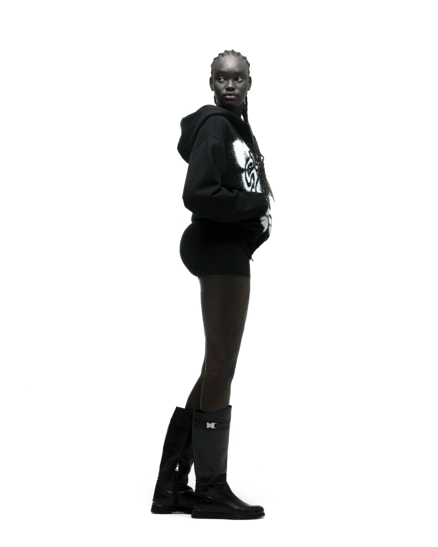 SP555 ZIP HOODIE ON MODEL