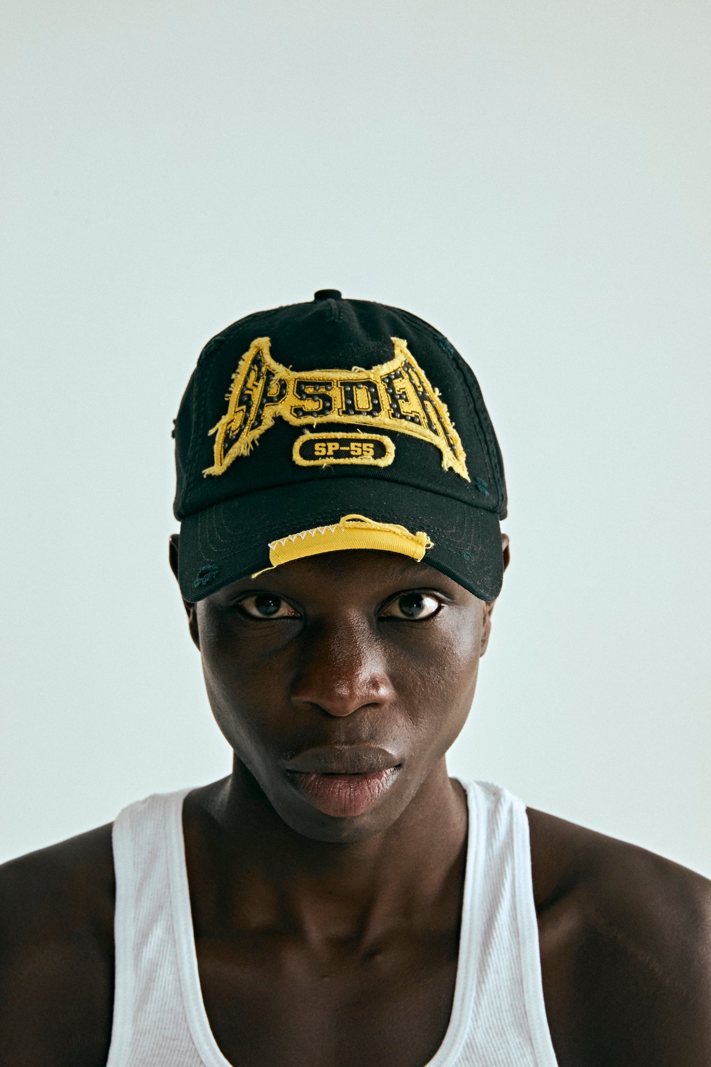 BLACK T&F 6-PANEL