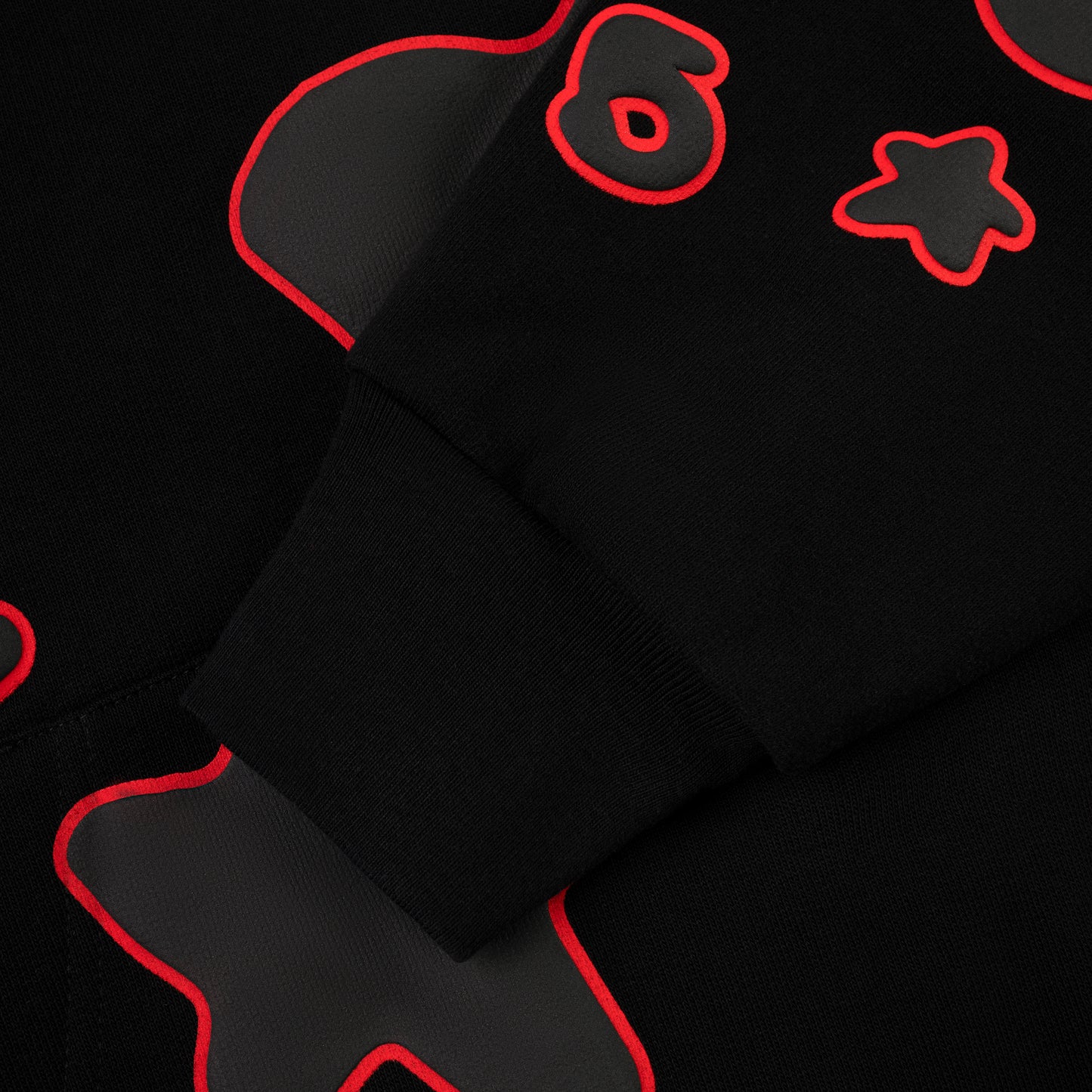 BLACK BELUGA OUTLINE HOODIE