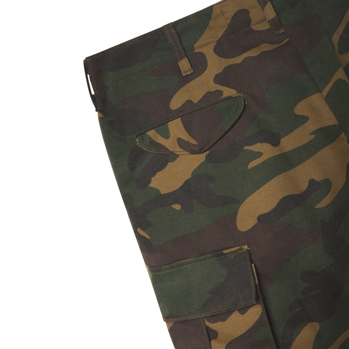 Relaxed-fit cotton canvas cargo pants in a green camo graphic print with side cargo pockets and belt loops.
