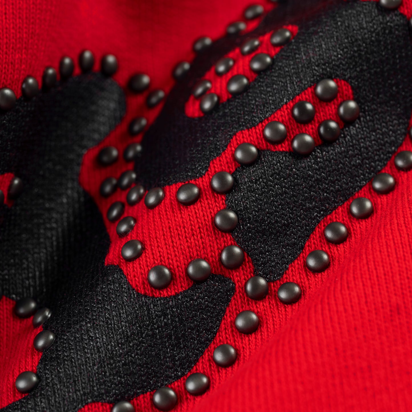 RED OG STUDDED SWEATSHORT