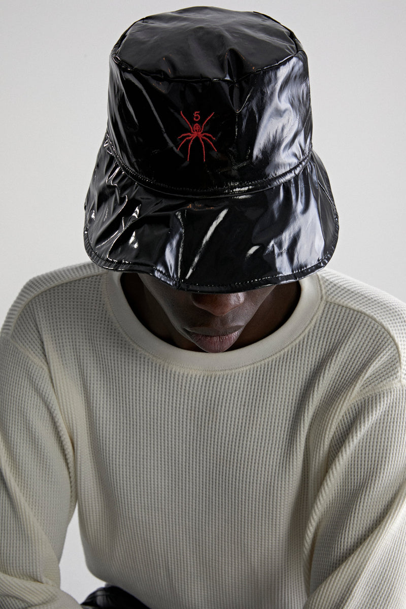 BLACK SIMPLE BUCKET HAT