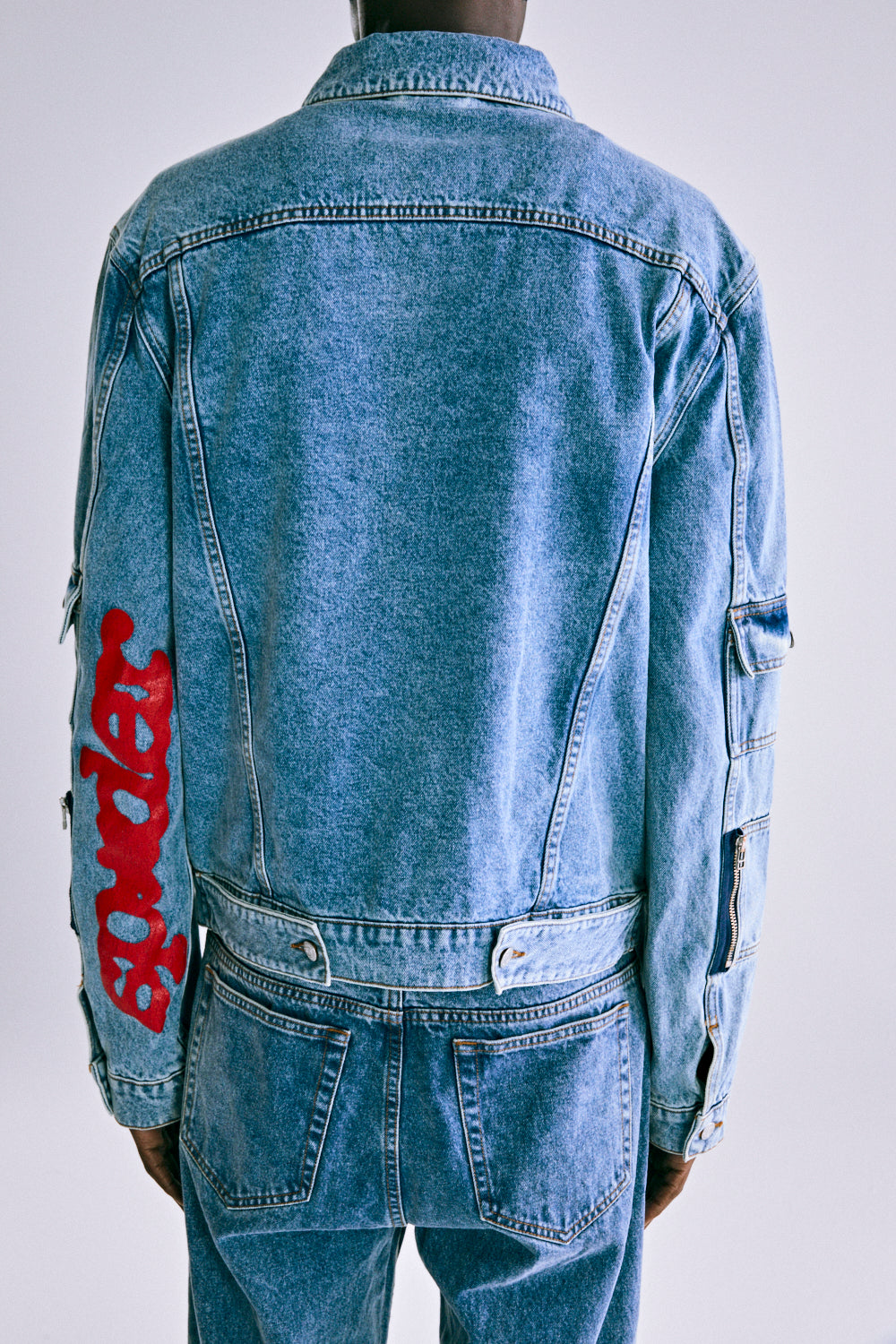 LIGHT WASH DENIM V3 TRUCK JACKET ON MODEL