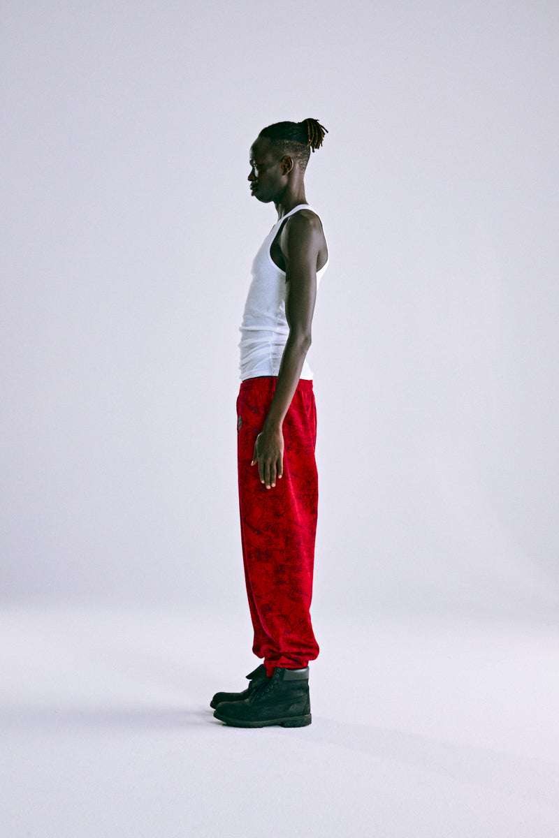 RED OG TREE CAMO SWEATPANT ON MODEL