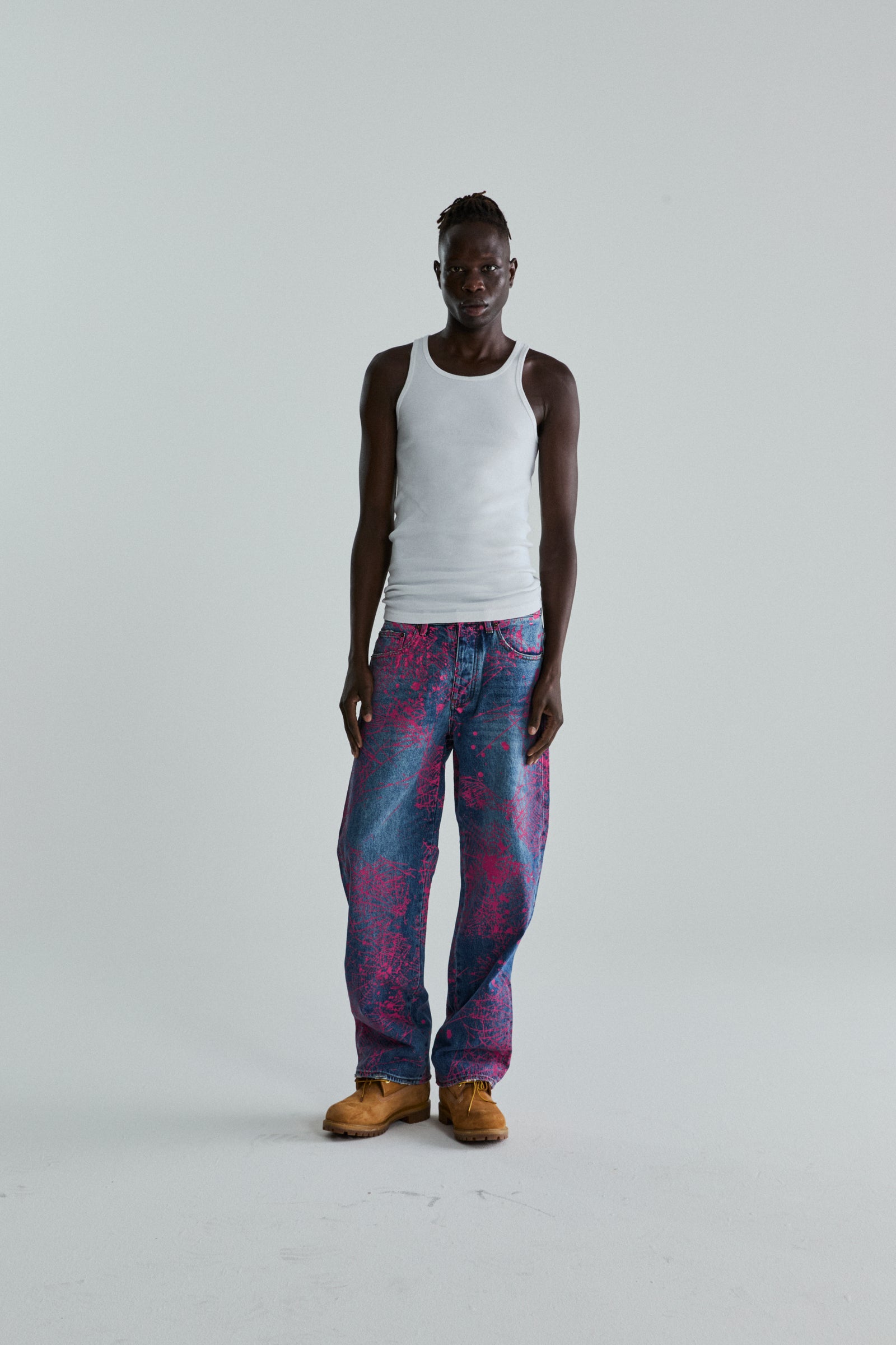 INDIGO V2 WEB DENIM ON MODEL