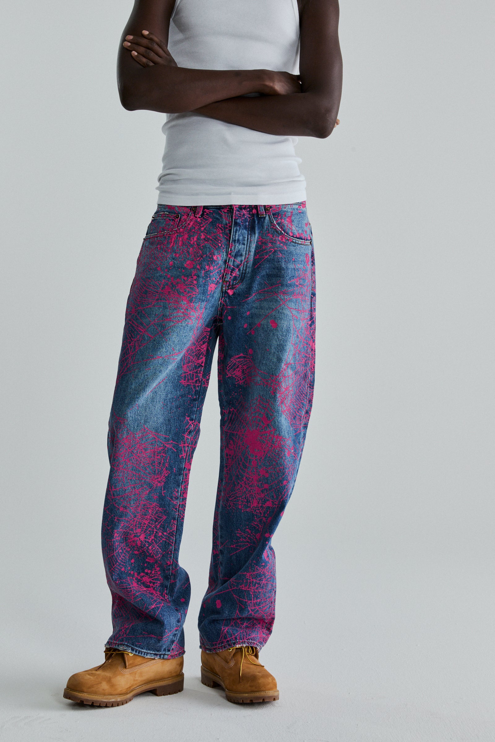 INDIGO V2 WEB DENIM ON MODEL