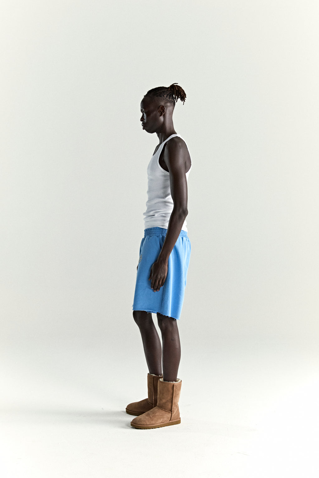 DUSTY BLUE OG WEB V2 SWEATSHORT ON MODEL