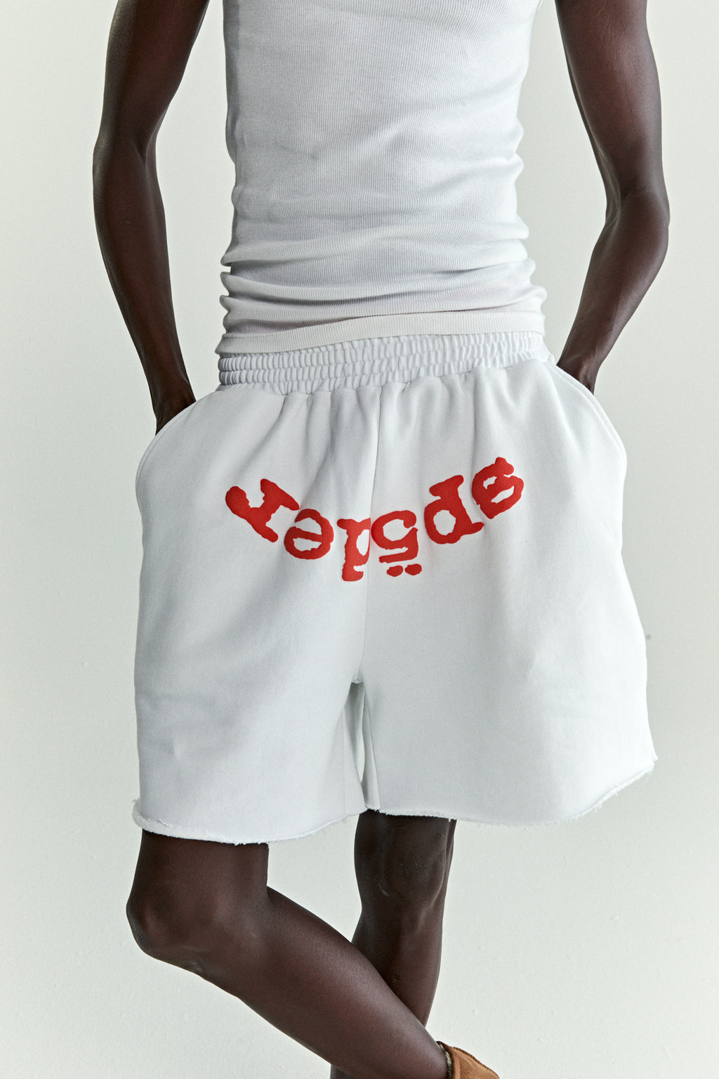 WHITE OG WEB V2 SWEATSHORT ON MODEL