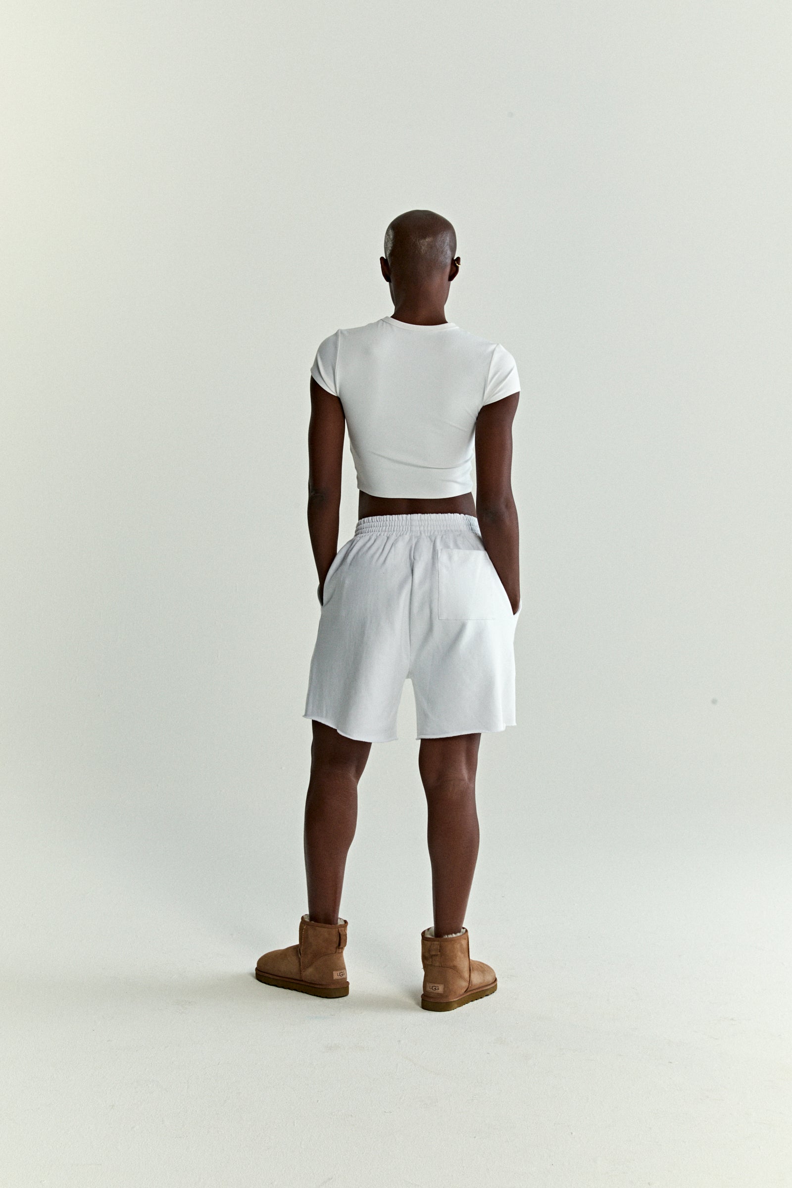 WHITE OG WEB V2 SWEATSHORT ON MODEL