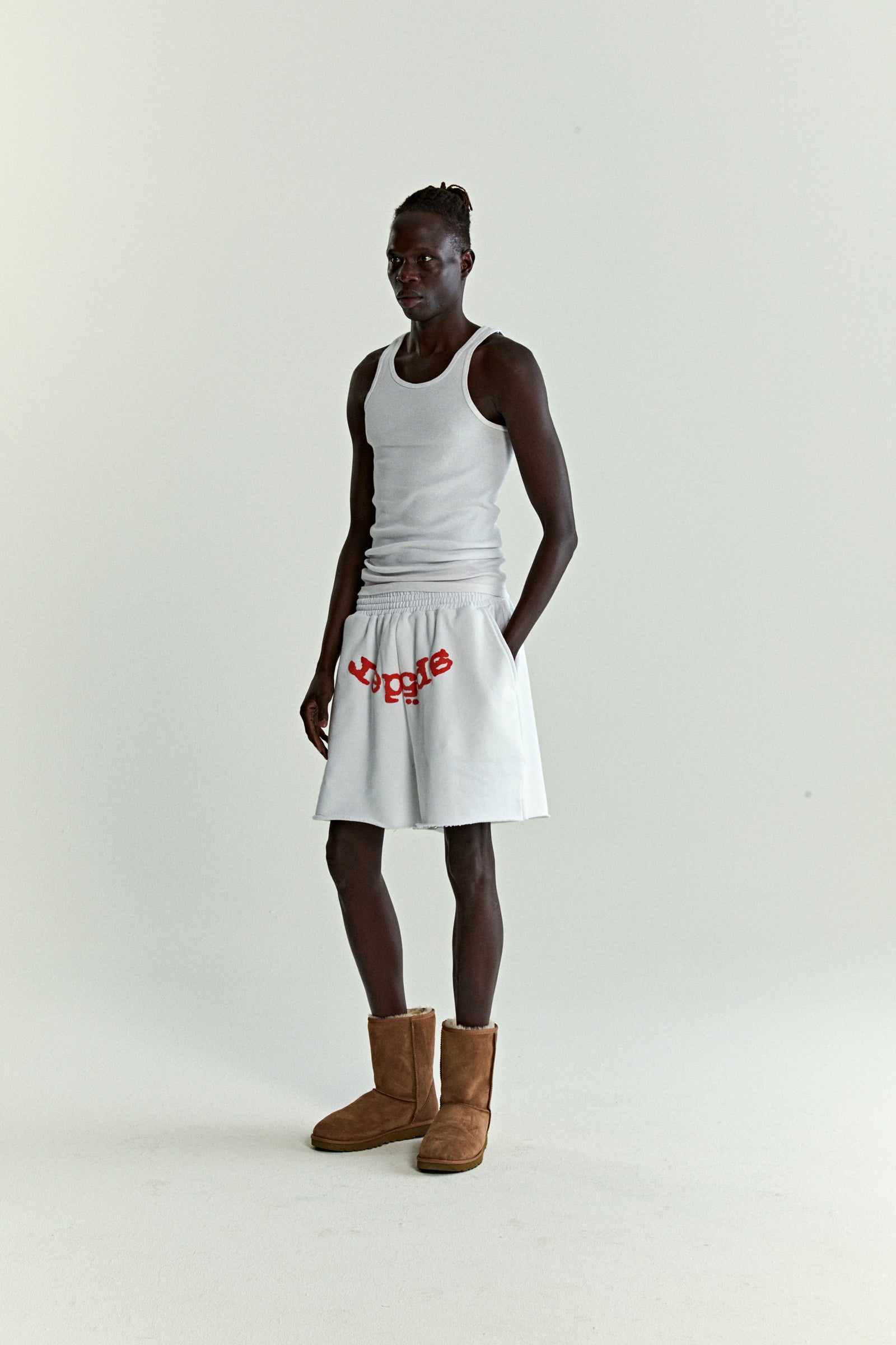 WHITE OG WEB V2 SWEATSHORT ON MODEL