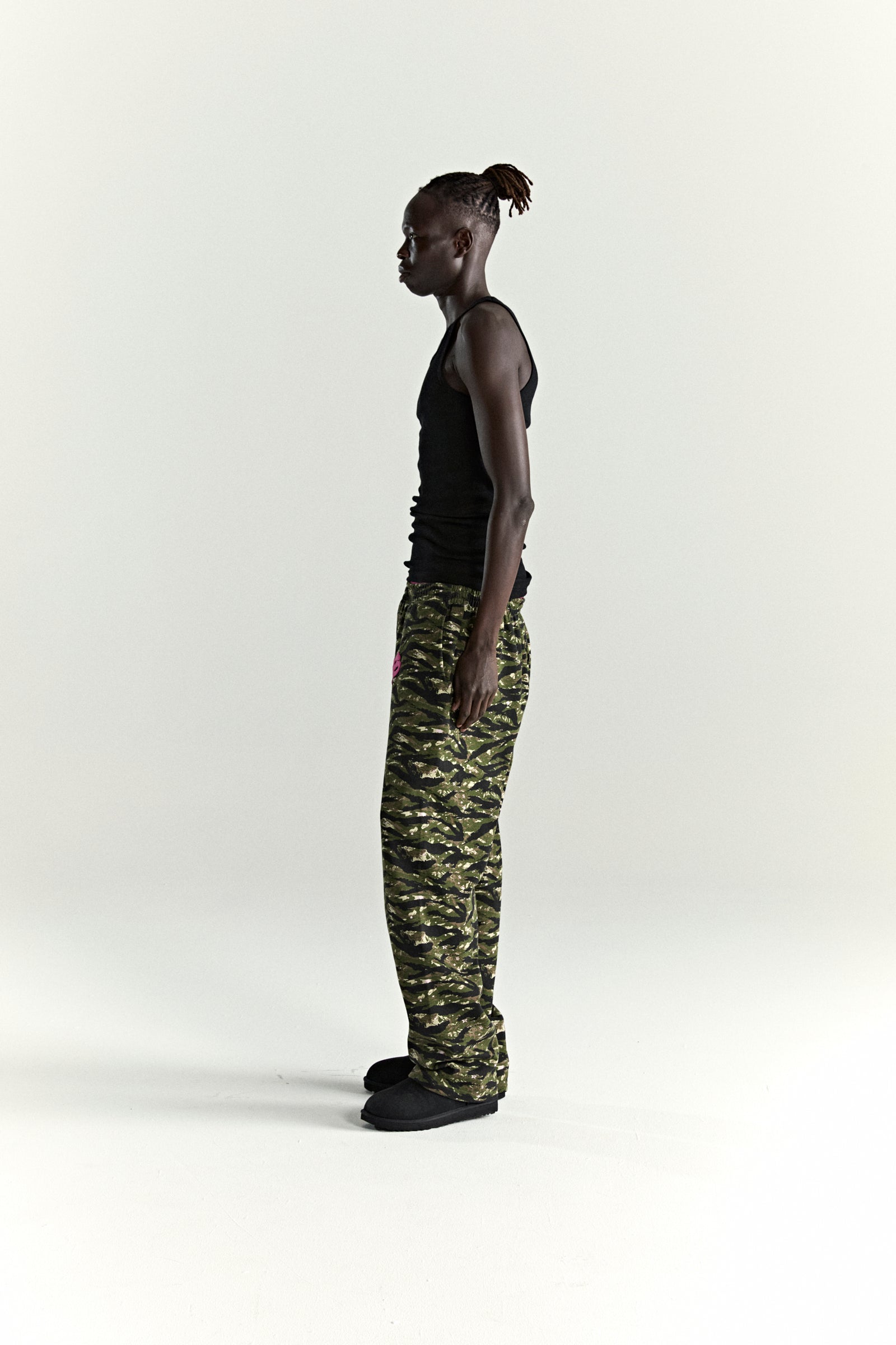 OG WEB V2 TIGER CAMO SWEATPANT ON MODEL
