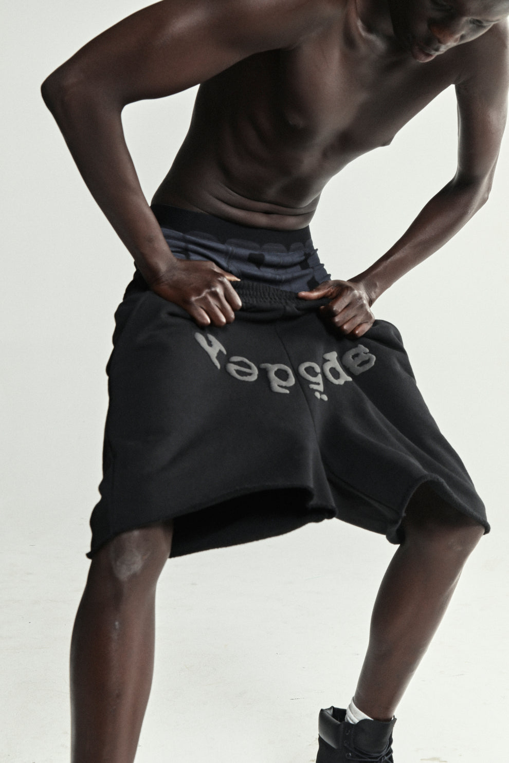 BLACK OG WEB V2 PHANTOM SWEATSHORT ON MODEL