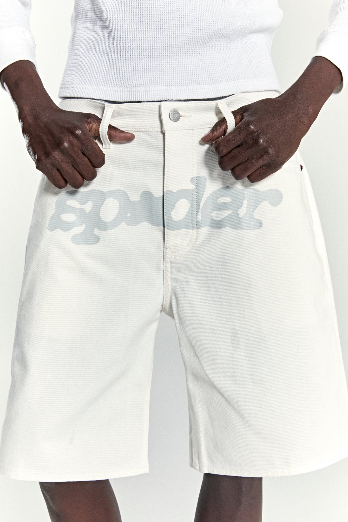 WHITE V3 LOGO DENIM SHORT ON MODEL