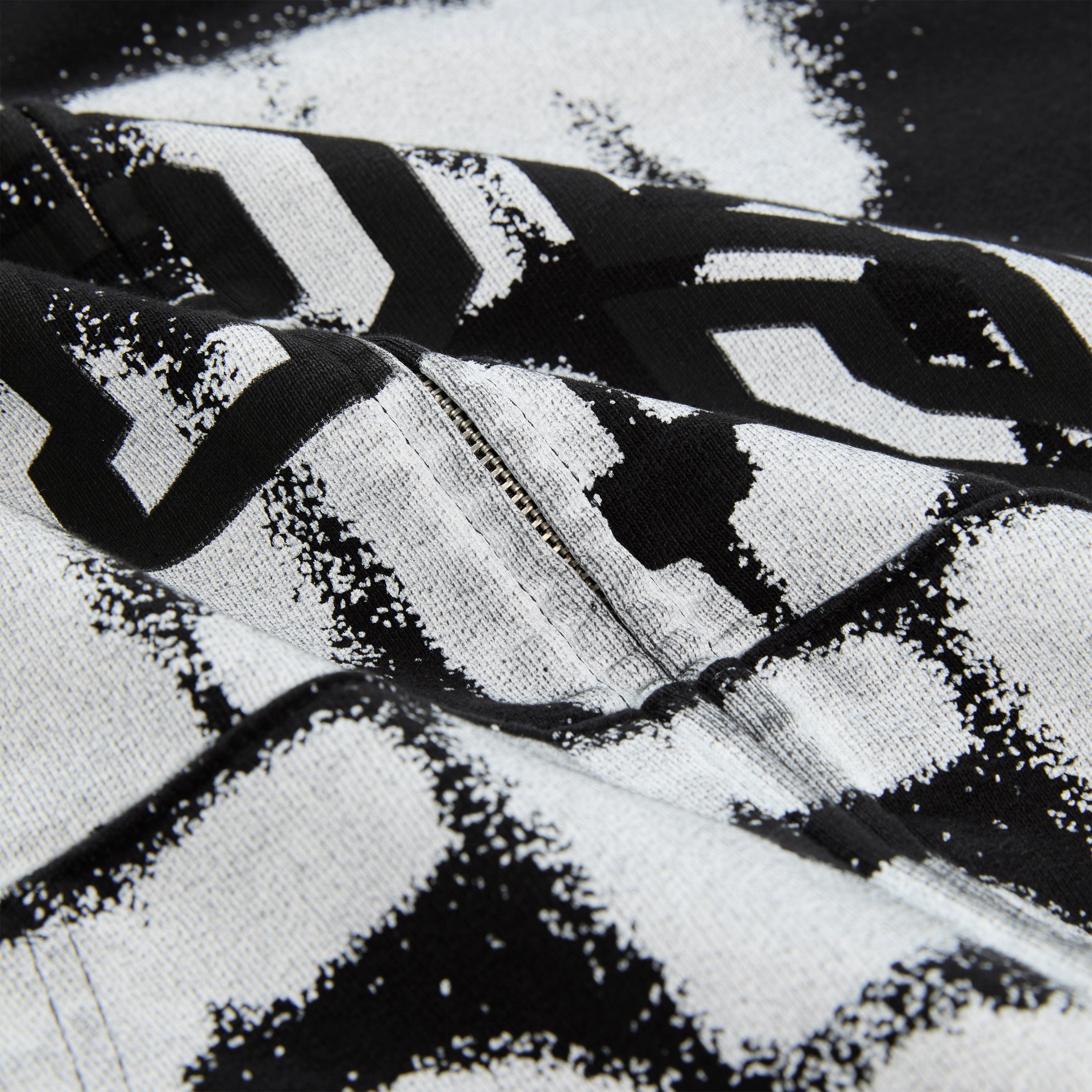 BLACK SP555 ZIP HOODIE | SP5DER | KING SPIDER