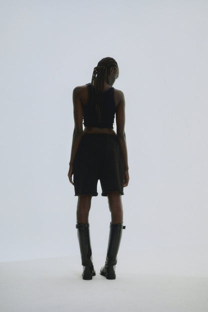 BLACK BELUGA OUTLINE SWEATSHORT ON MODEL