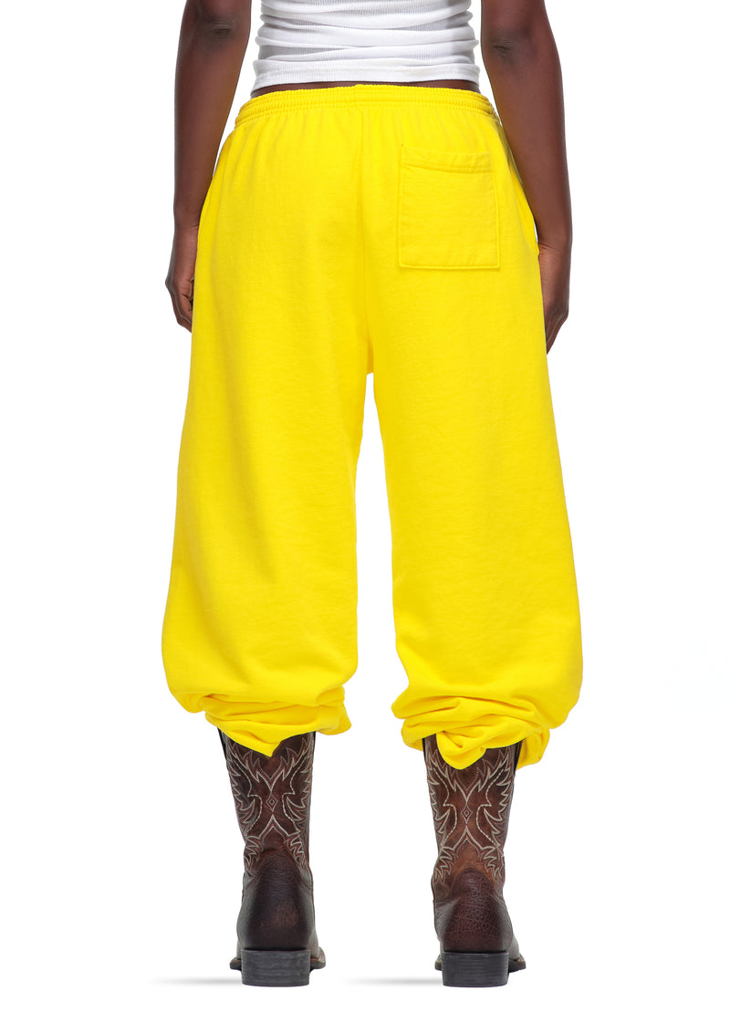 YELLOW LEGACY SWEATPANT FEMALE MODEL 5