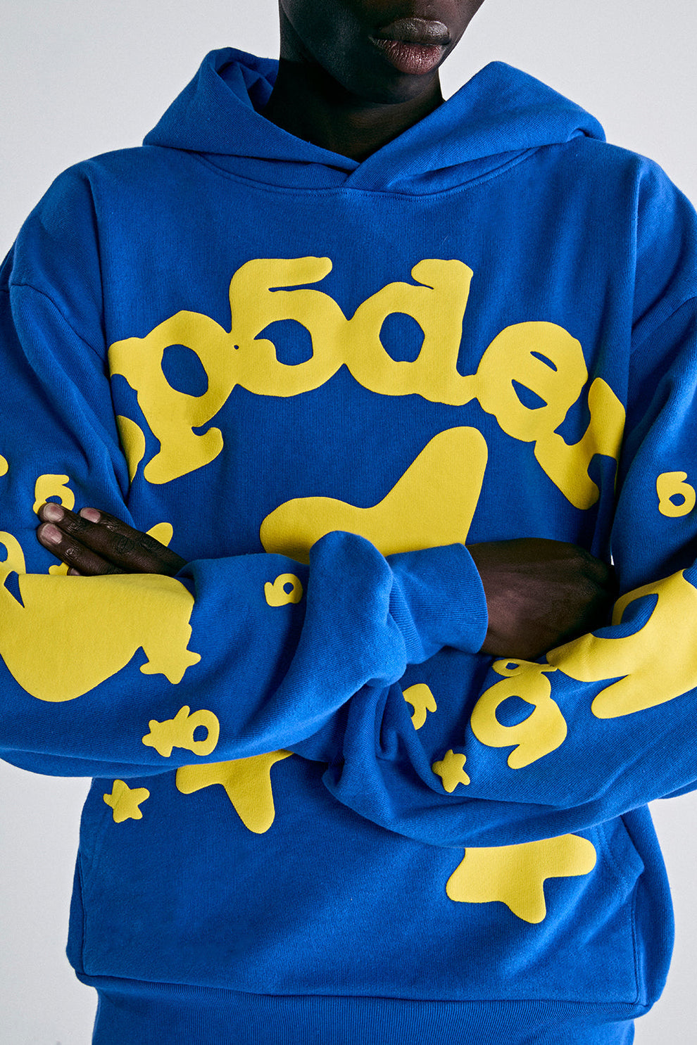 TC5 BLUE BELUGA HOODIE ON MODEL