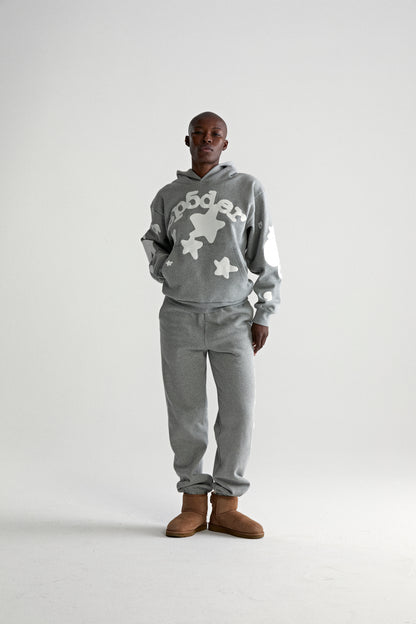 DARK HEATHER GREY BELUGA HOODIE ON MODEL