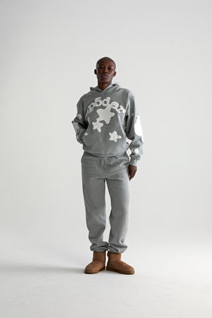 DARK HEATHER GREY BELUGA HOODIE ON MODEL