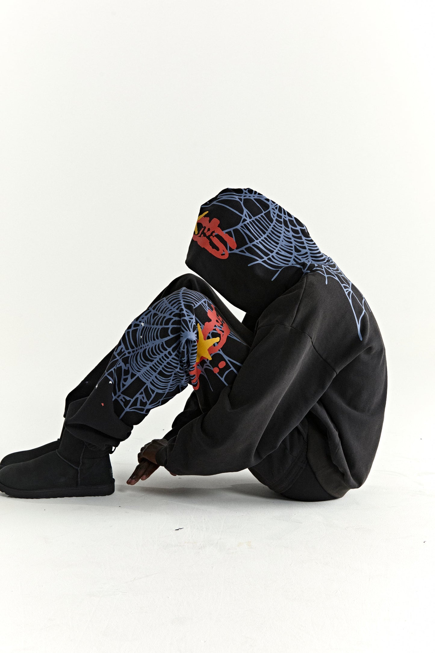 HEAVY WEB HOODIE