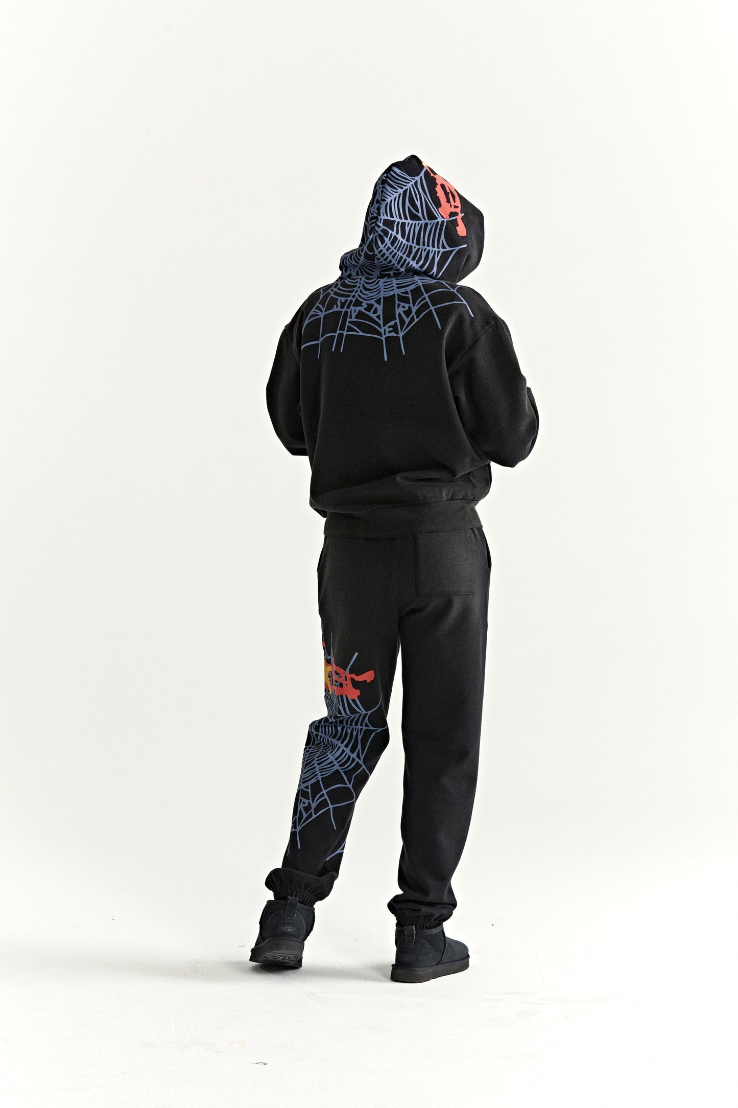 HEAVY WEB HOODIE