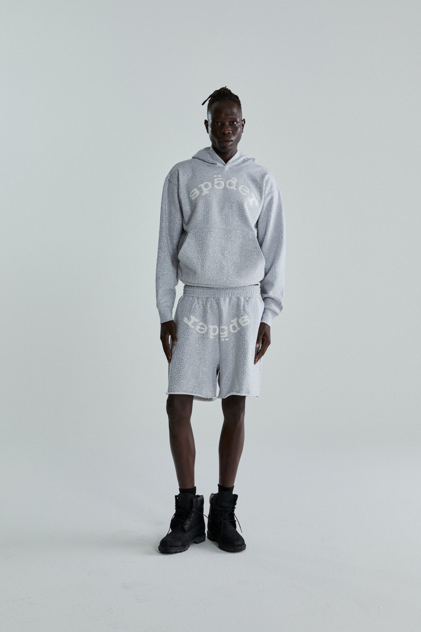 VVS HOODIE