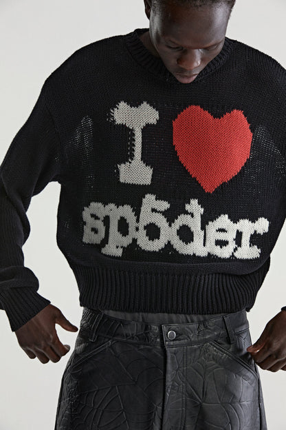 BLACK SOUVENIR SWEATER ON MODEL