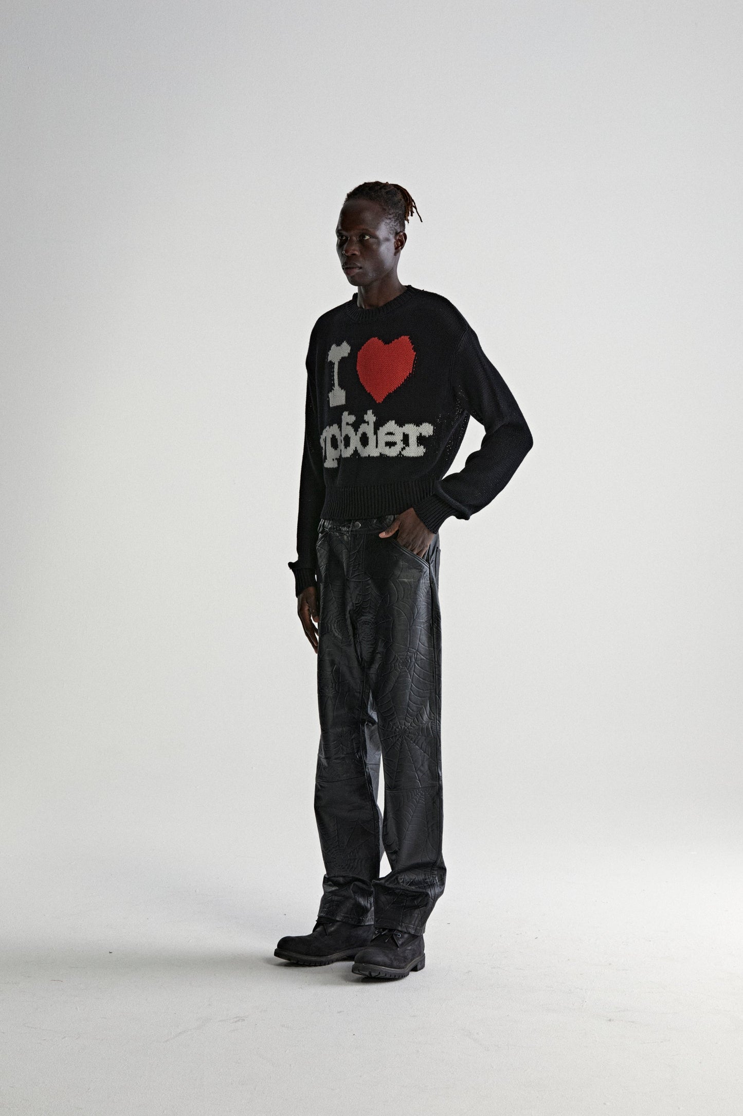 BLACK SOUVENIR SWEATER ON MODEL
