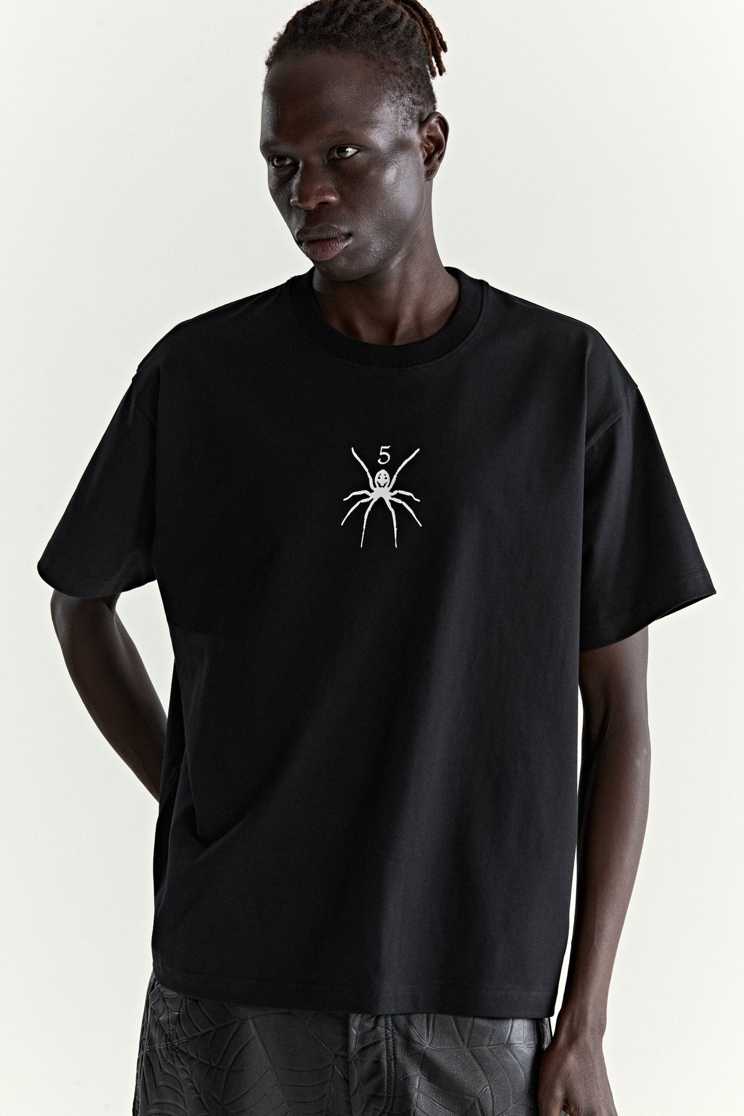 TM TEE