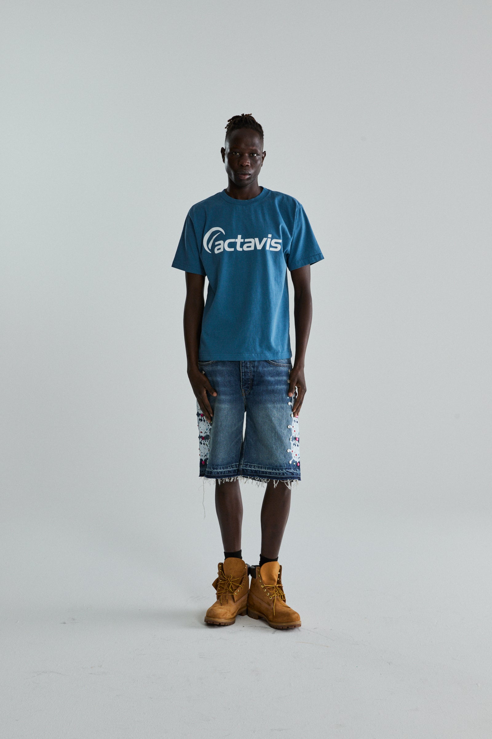 DUSTY BLUE ACTAVIST TEE ON MODEL