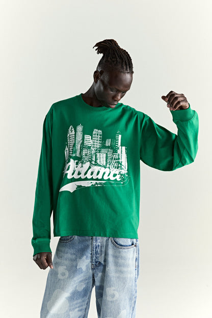 KELLY GREEN COPPER COVE LONG SLEEVE TEE ON MODEL