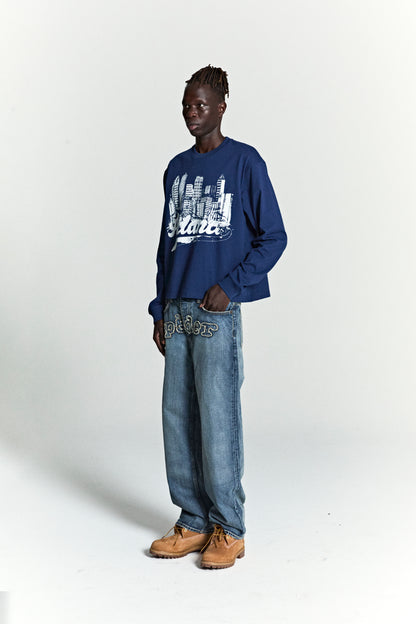 NAVY COPPER COVE LONGSLEEVE ON MODEL