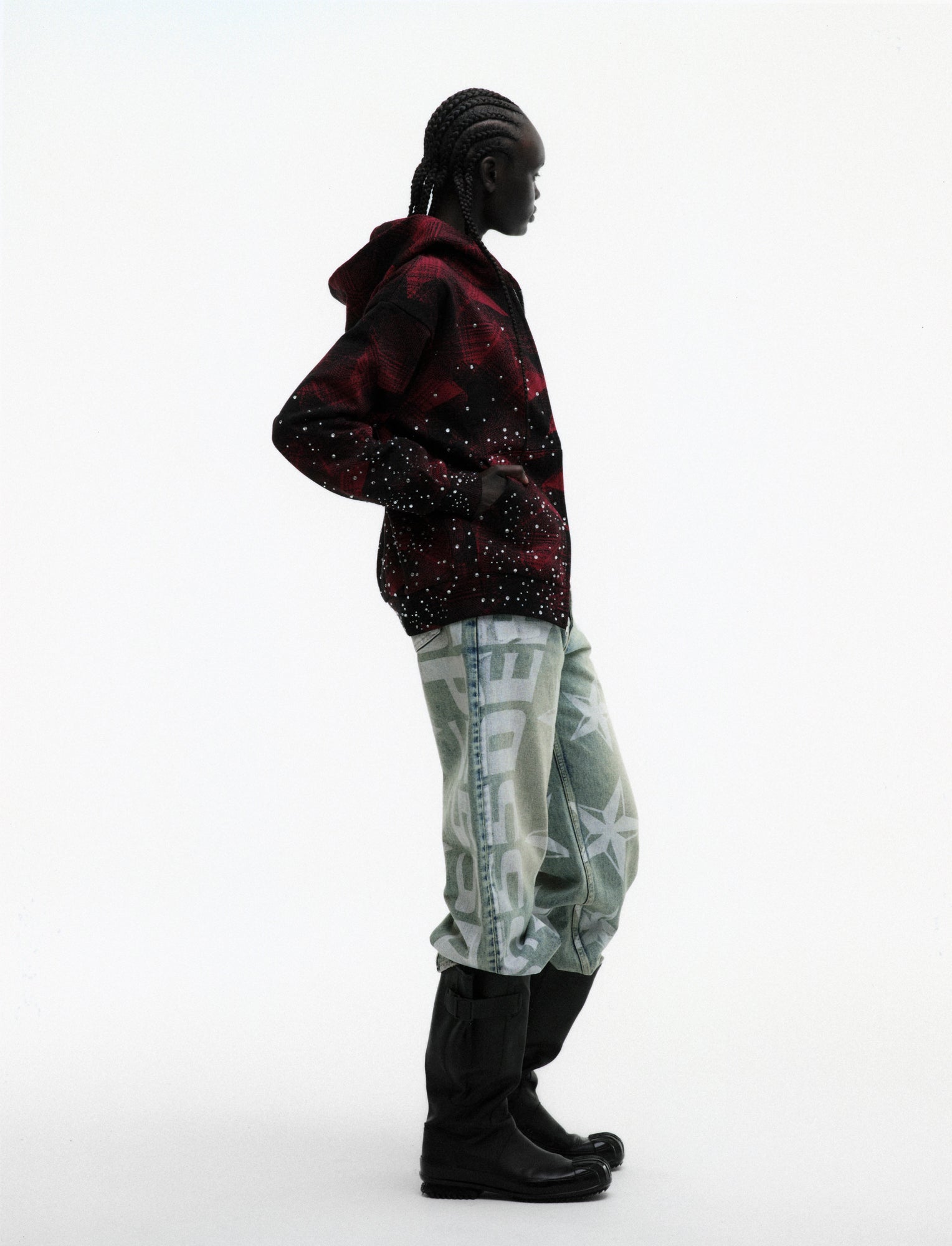 BLACK STAR PLAID FULL ZIP HOODIE ON MODEL