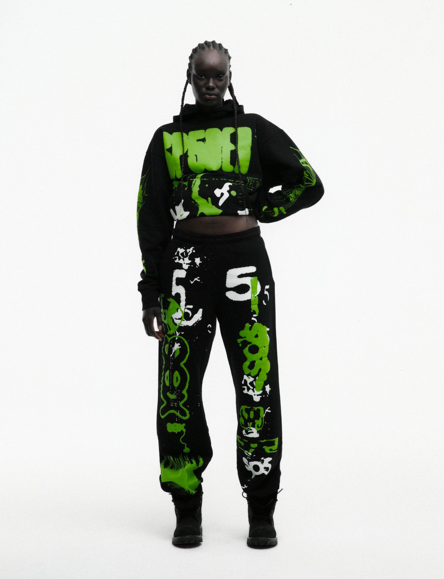 BLACK X-RAY SWEATPANT ON MODEL
