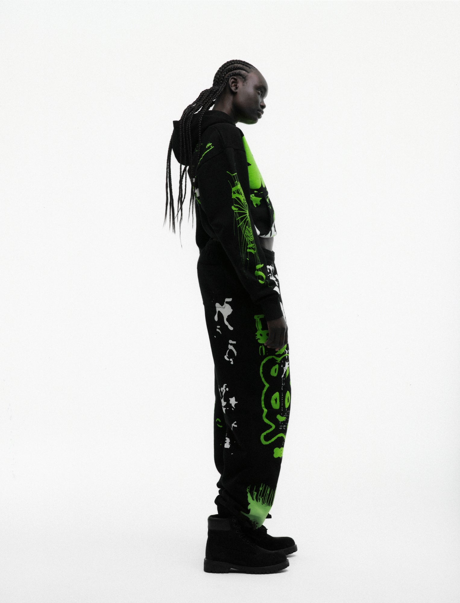 BLACK X-RAY SWEATPANT ON MODEL