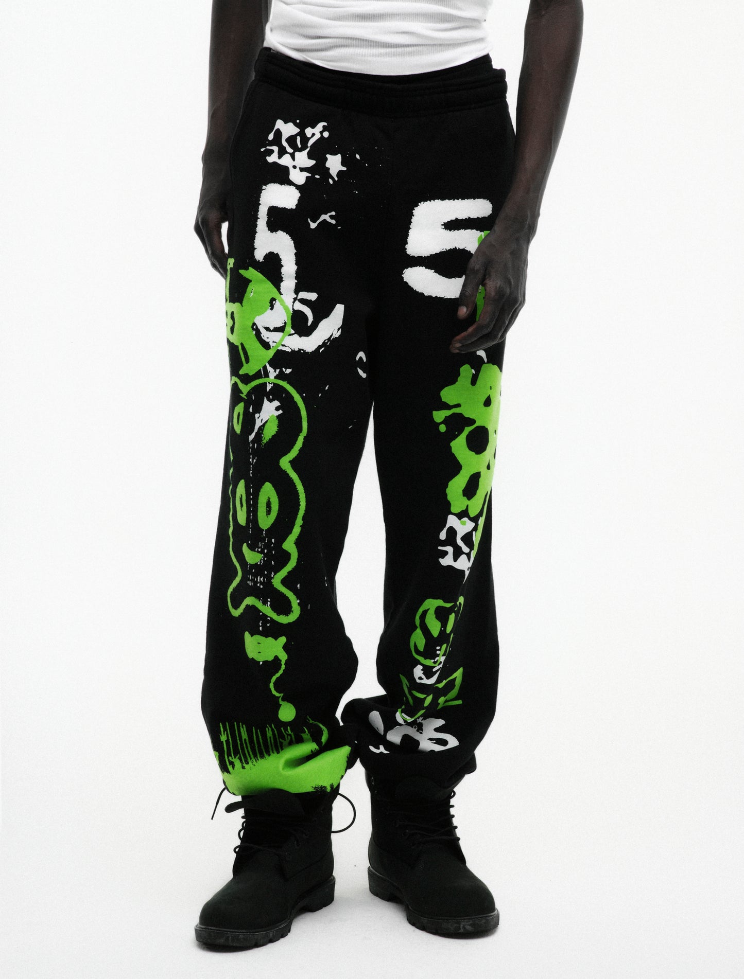BLACK X-RAY SWEATPANT ON MODEL