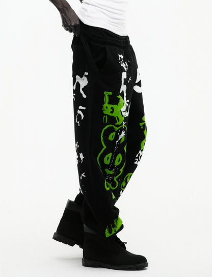 BLACK X-RAY SWEATPANT ON MODEL